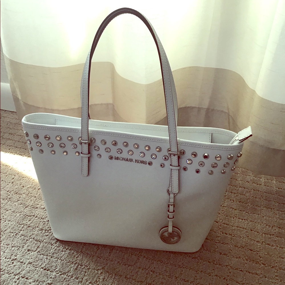 Micheal Kors white hand bag